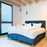Daire Penthouse Meerchenwald 5 *