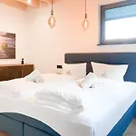Daire Penthouse Meerchenwald 5 *