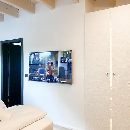 Penthouse Meerchenwald 5 公寓 *